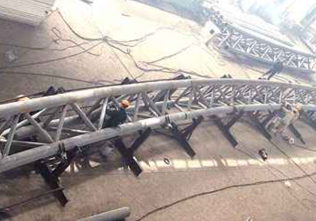 左贡多功能体育馆案例